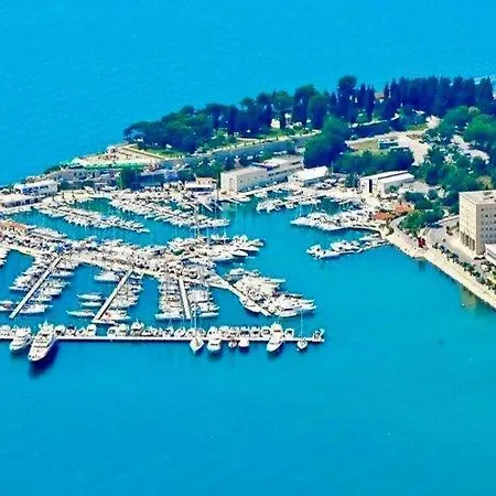 Vista Dal Mare شقة